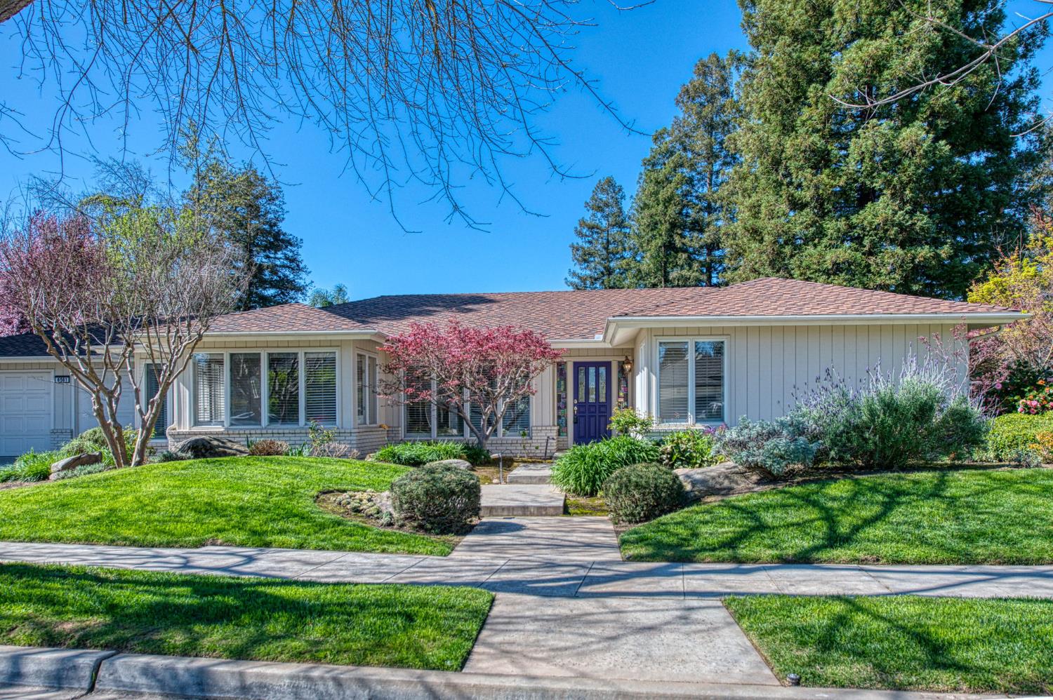 6561 N Thorne Avenue, Fresno CA 93711