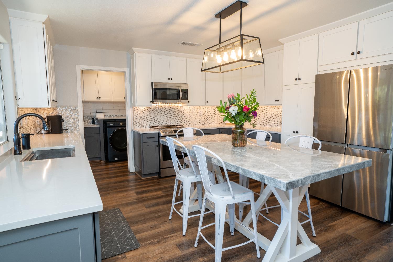 684 W Chennault Avenue, Clovis, CA, 93611