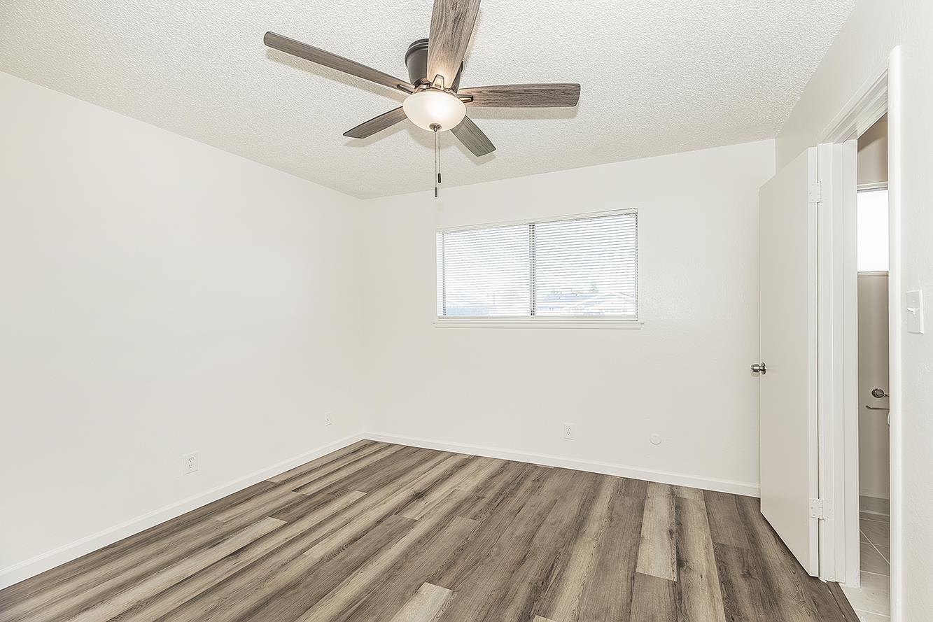 916 W Holland Avenue, Clovis, CA, 93612