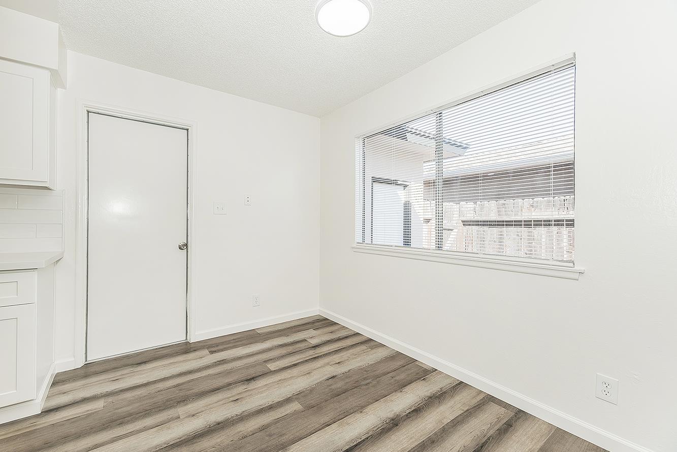 916 W Holland Avenue, Clovis, CA, 93612