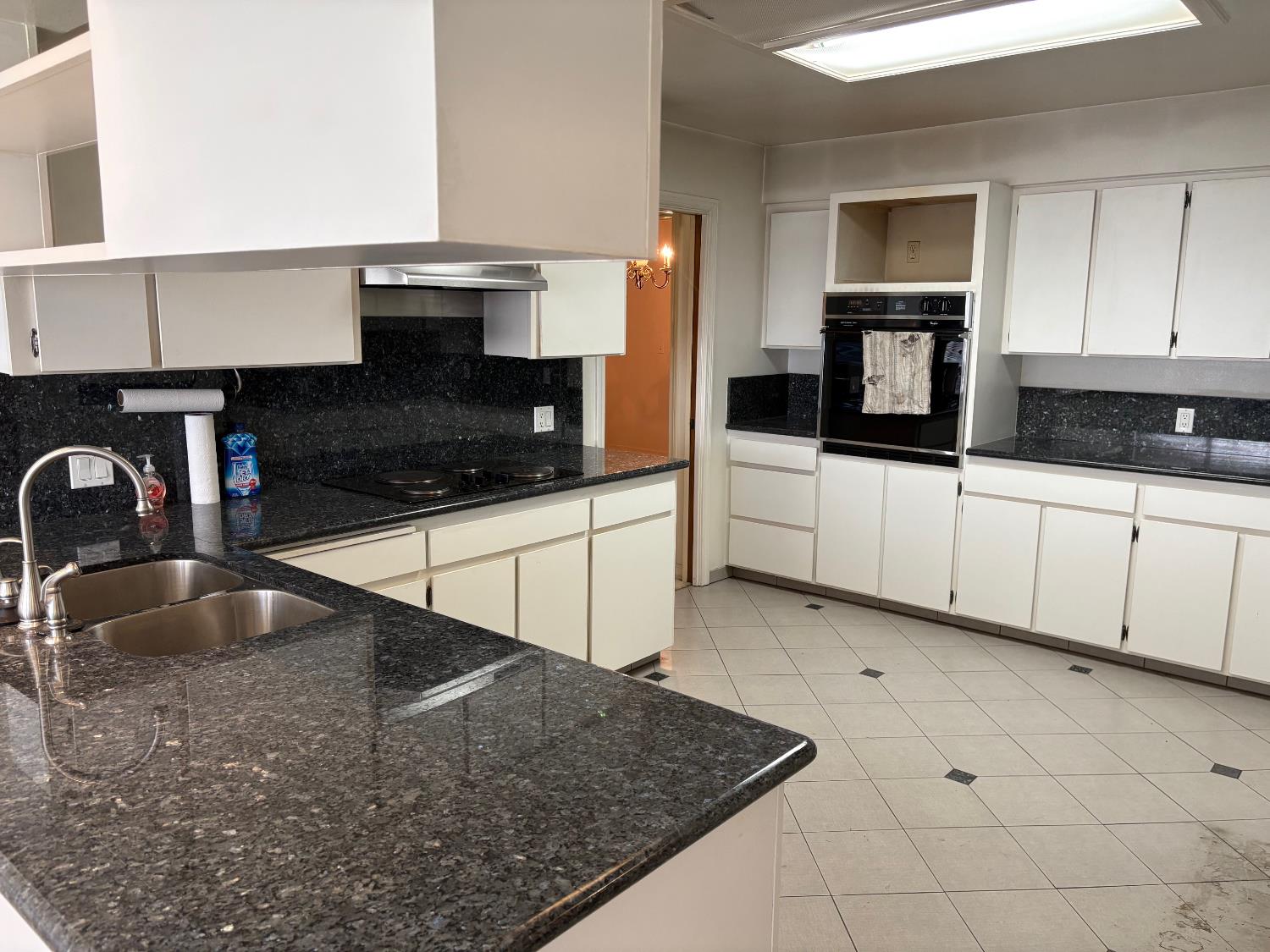 570 Timmy Avenue, Clovis, CA, 93612