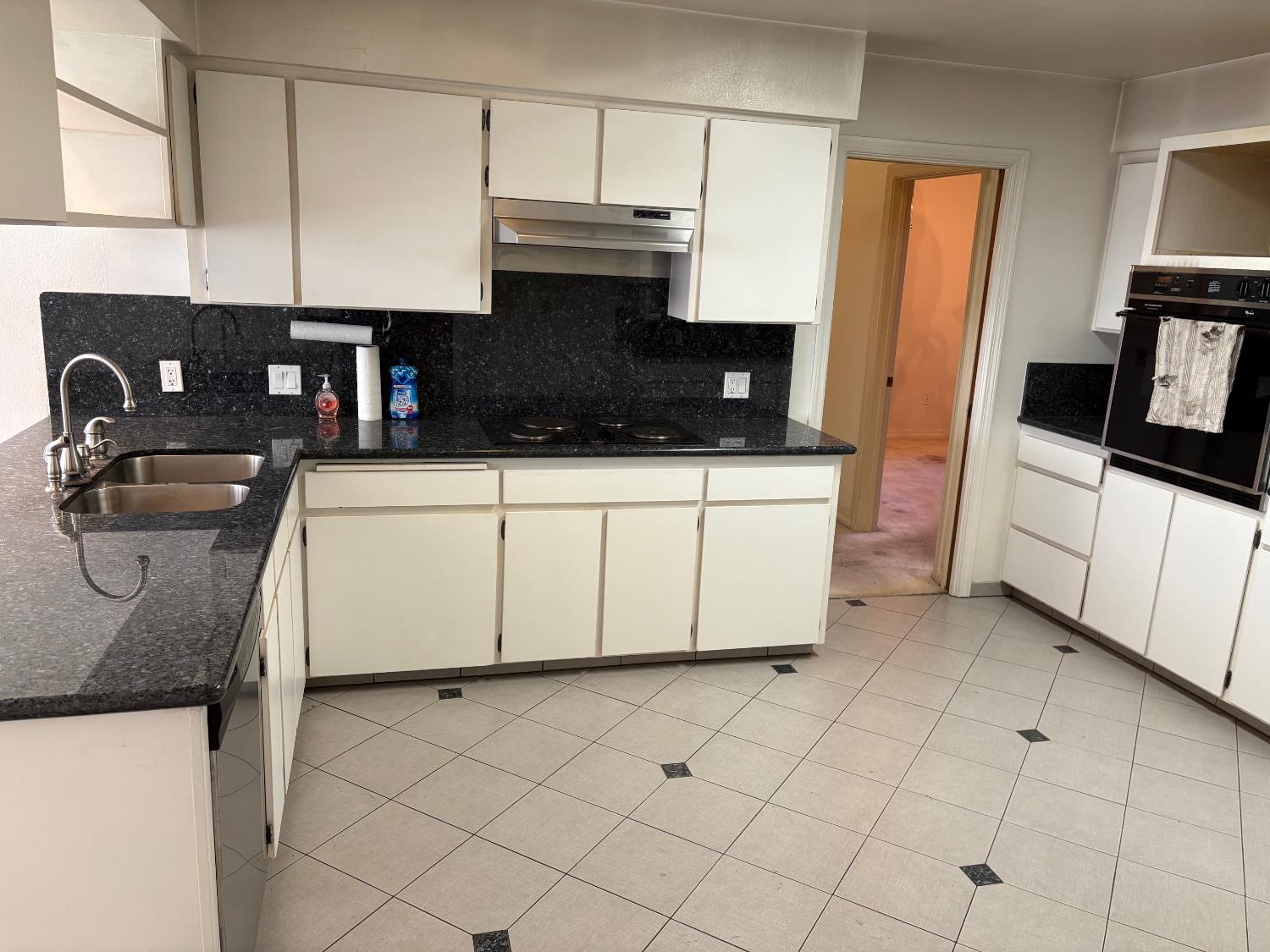 570 Timmy Avenue, Clovis, CA, 93612