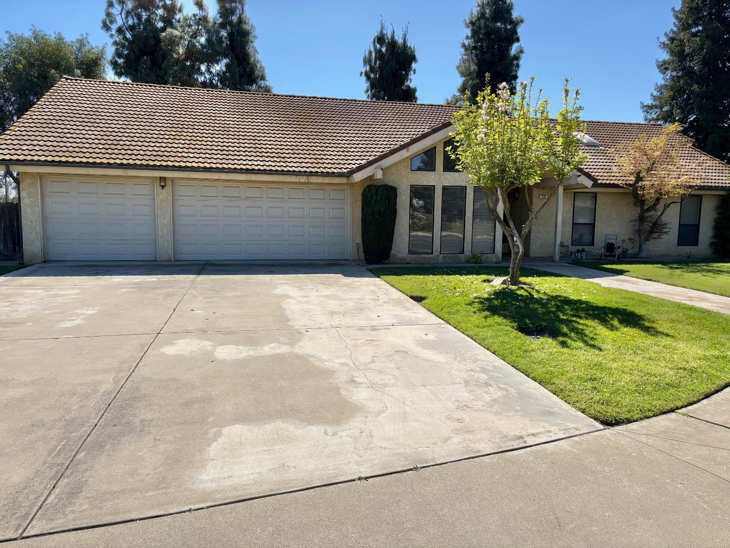 570 Timmy Avenue, Clovis, CA, 93612