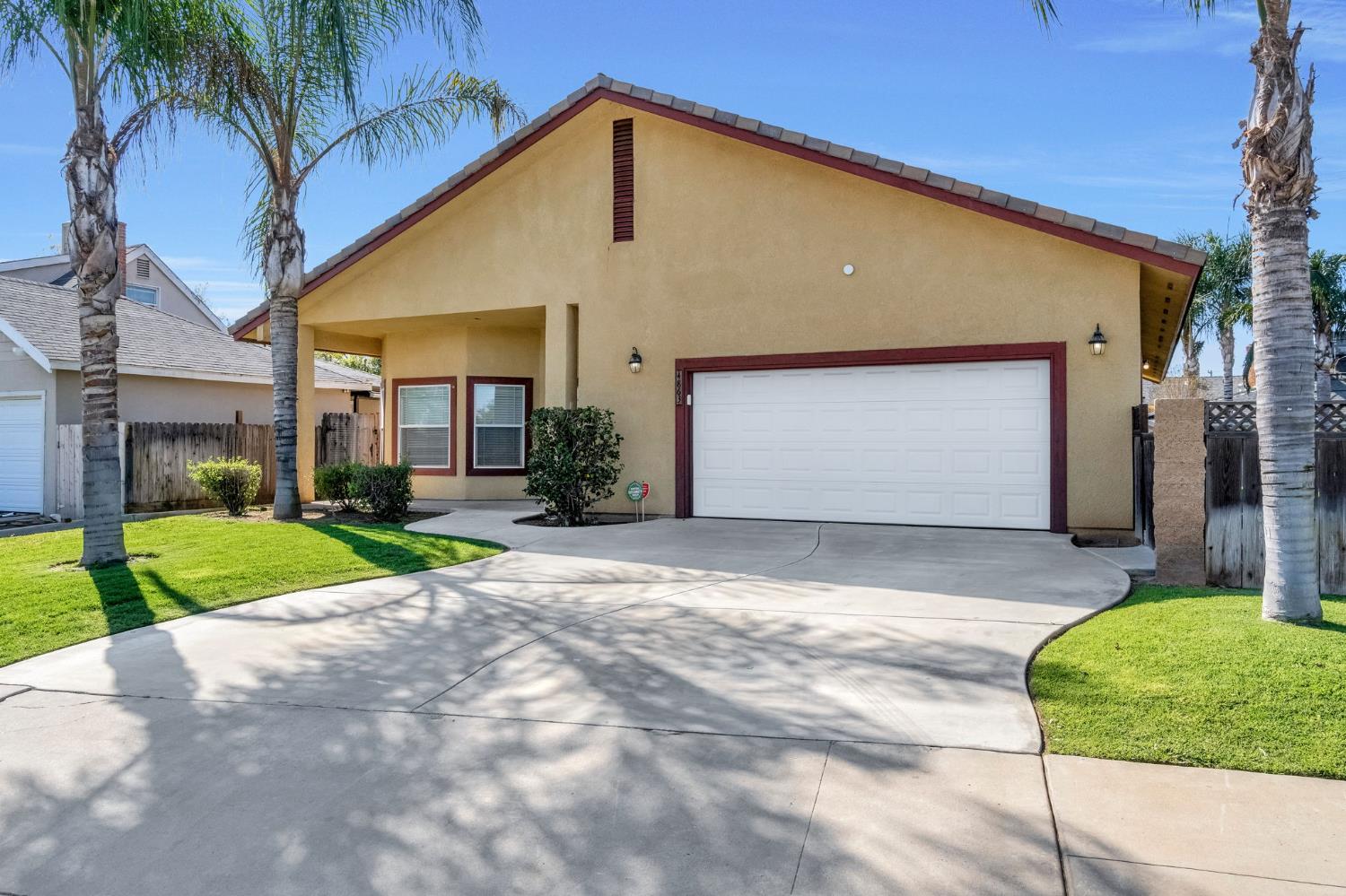 Single Family in Fresno - photo 3