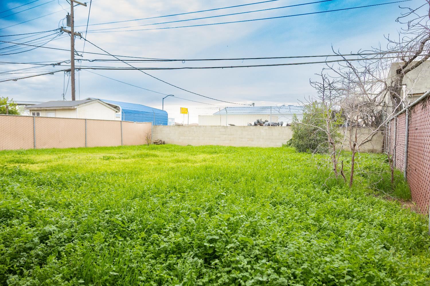 2428 S Poppy Avenue, Fresno, CA, 93706
