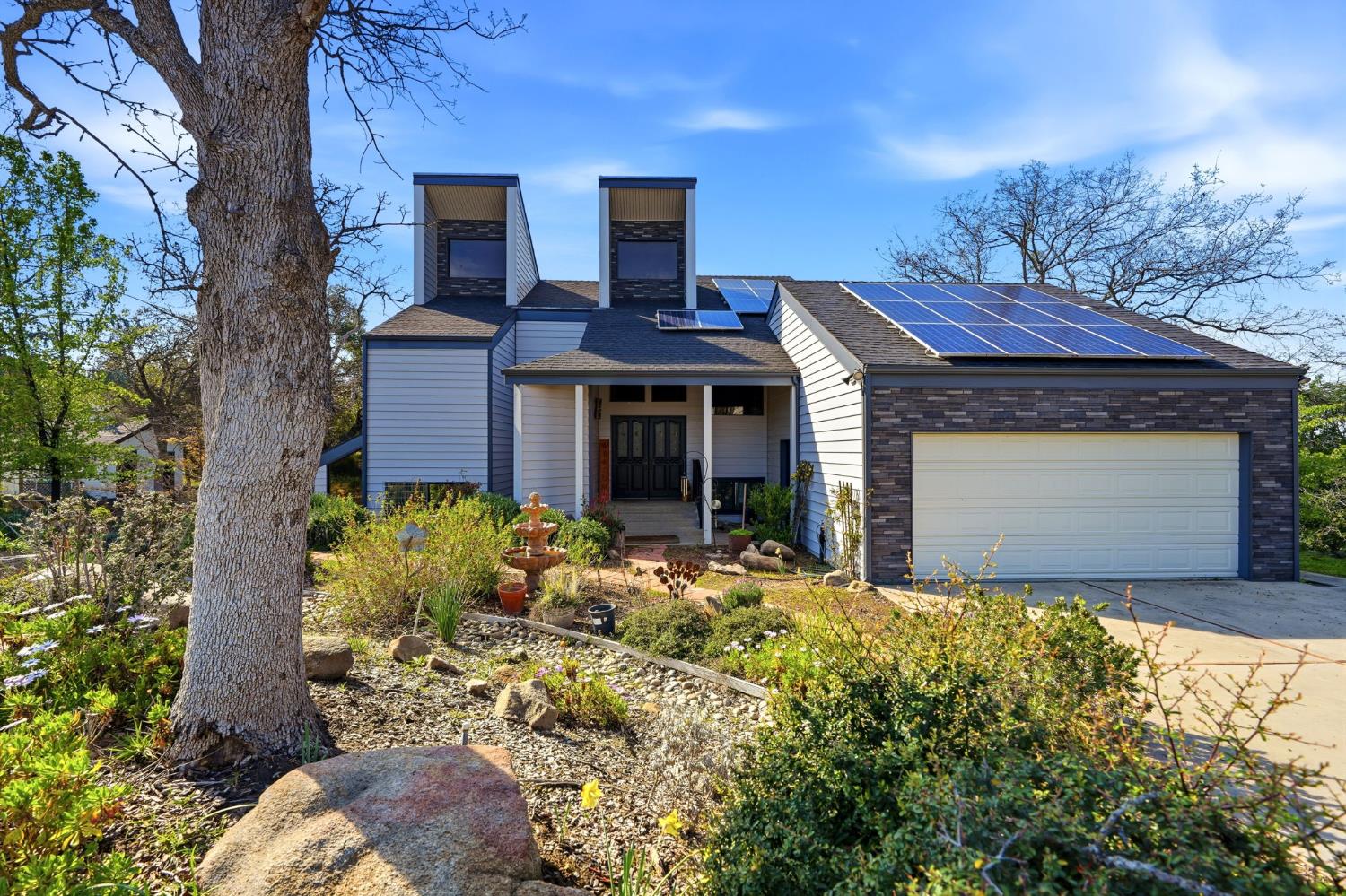 Single Family in Coarsegold - photo 3