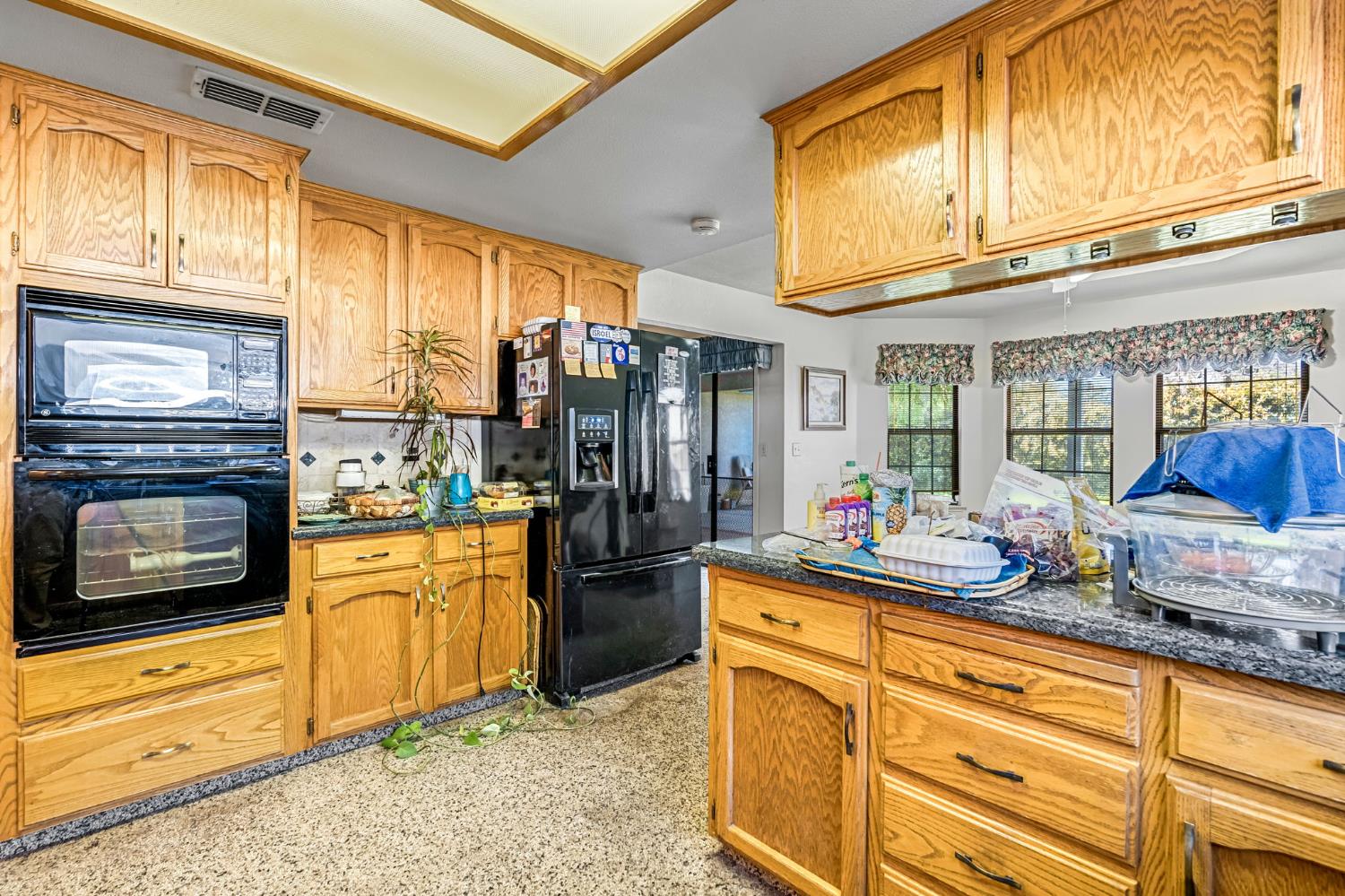 908 Suburban Avenue, Madera, CA, 93637