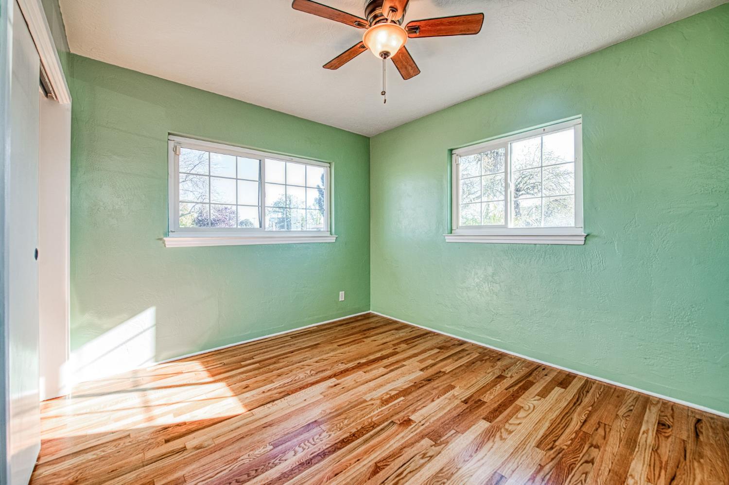 2324 E Cortland Avenue, Fresno, CA, 93726
