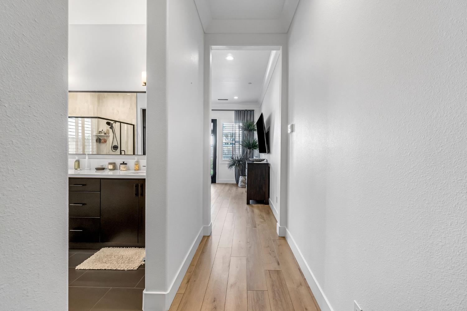 713 Harvest Drive, Madera, CA, 93636