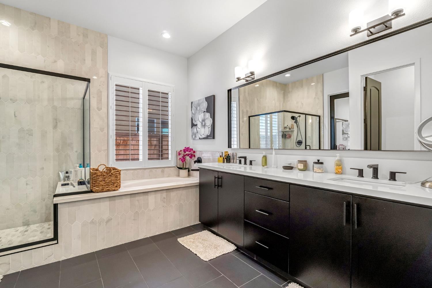 713 Harvest Drive, Madera, CA, 93636