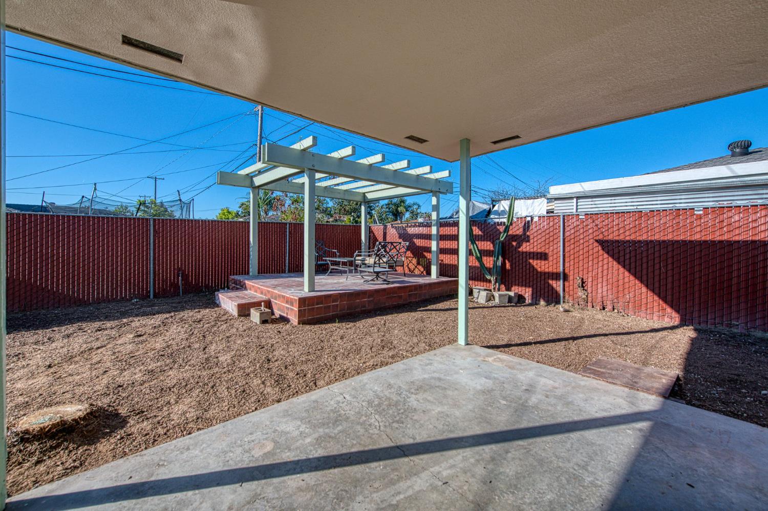 2324 E Cortland Avenue, Fresno, CA, 93726