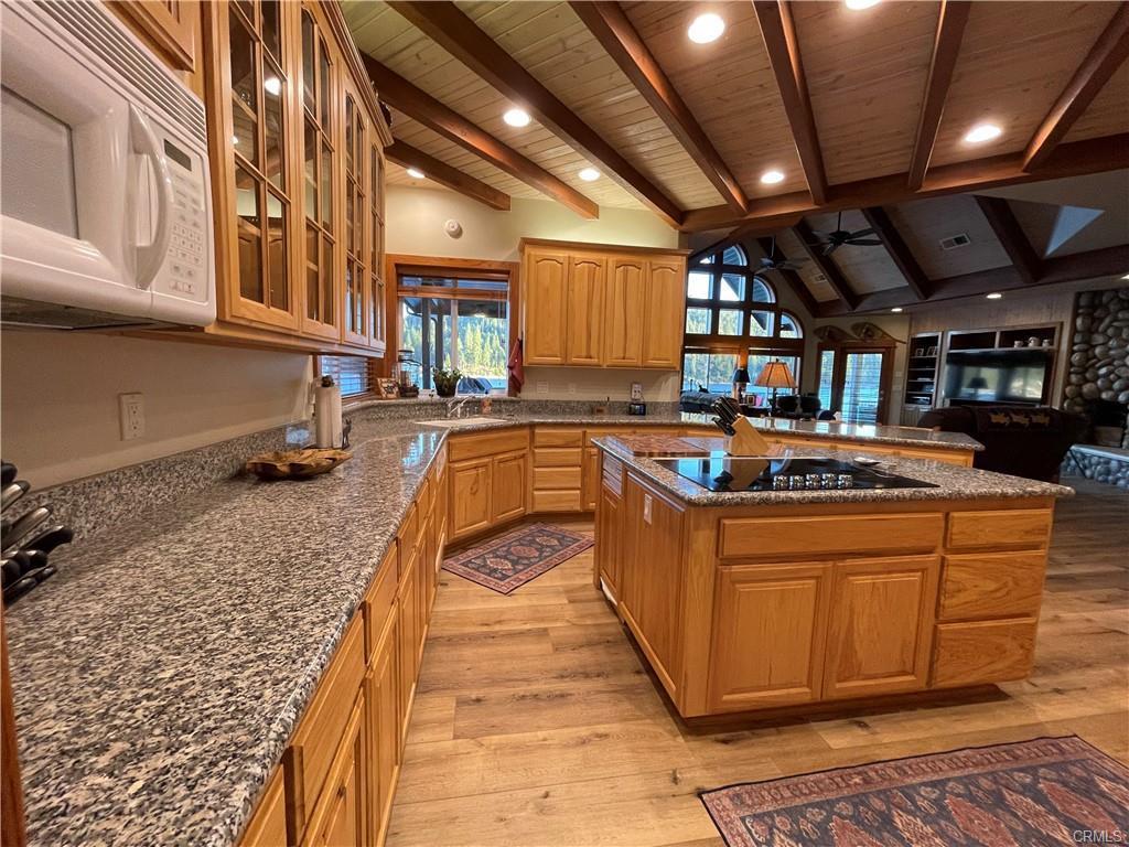 39269 Paha, Bass Lake, CA, 93604
