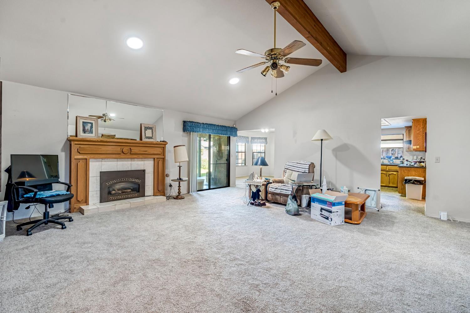 908 Suburban Avenue, Madera, CA, 93637