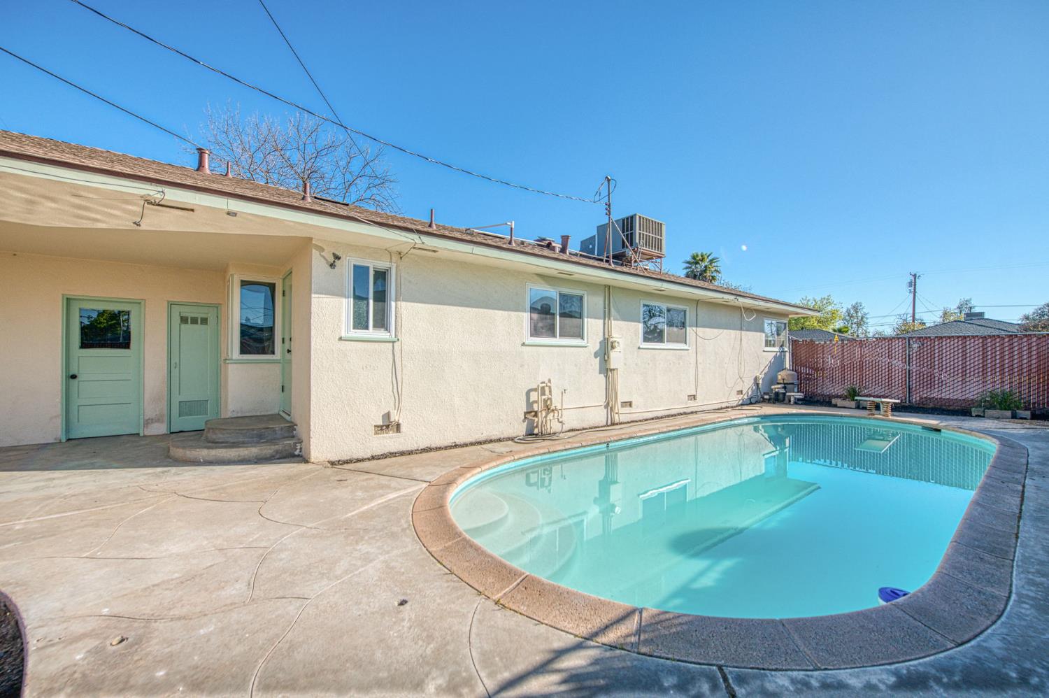 2324 E Cortland Avenue, Fresno, CA, 93726