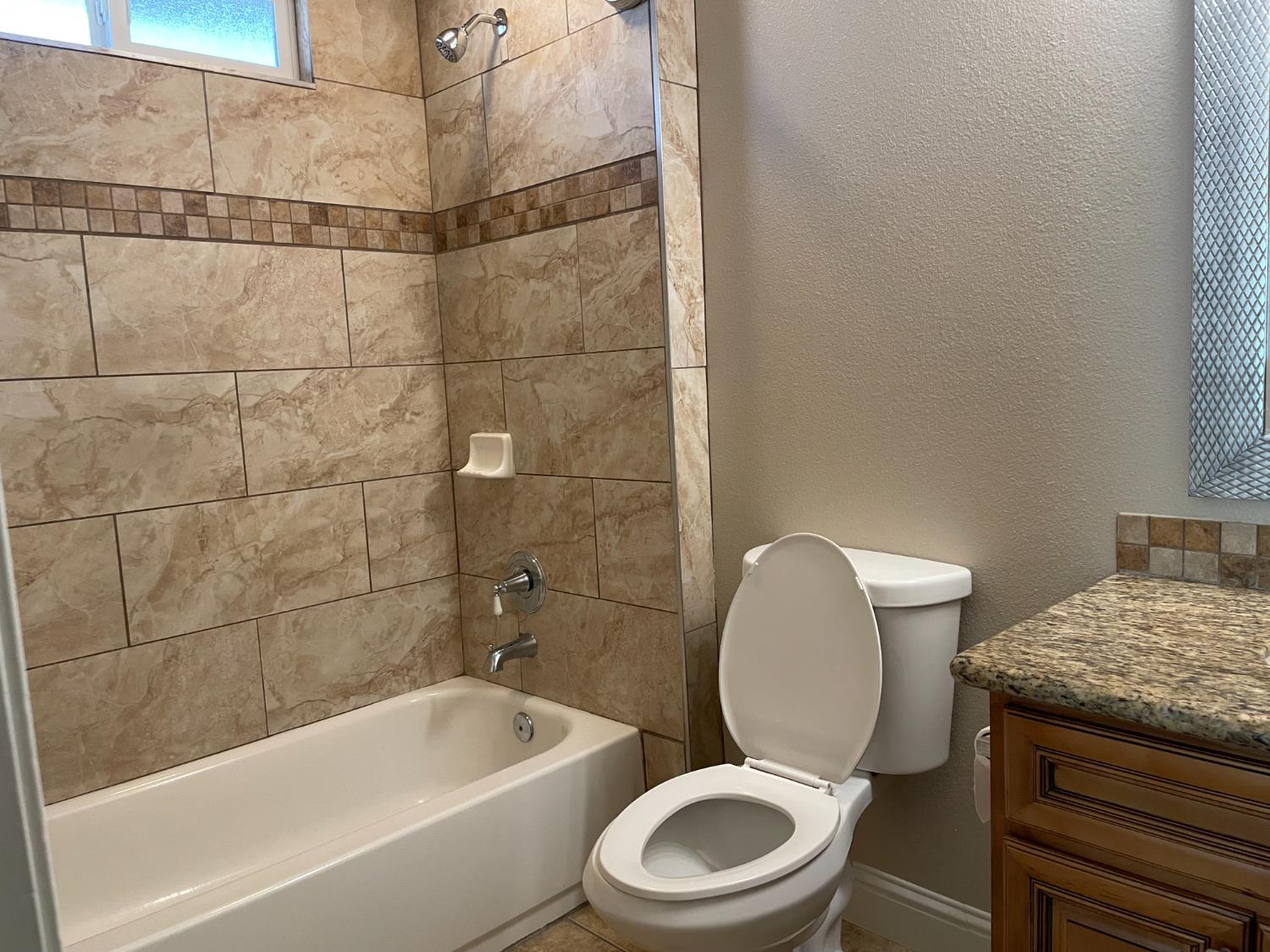 2538 N Thorne Avenue, Fresno, CA, 93704