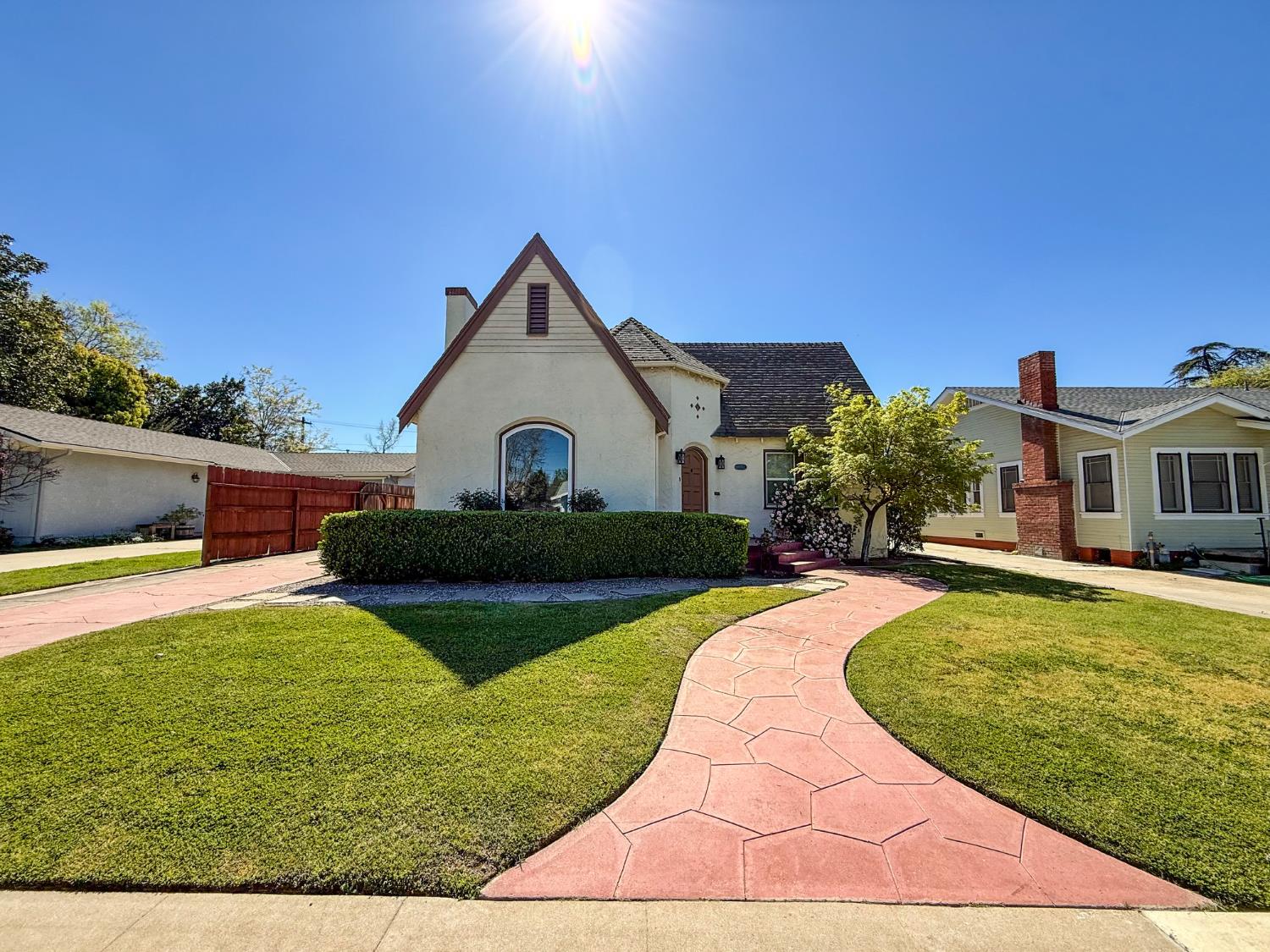 Single Family in Fresno - photo 2