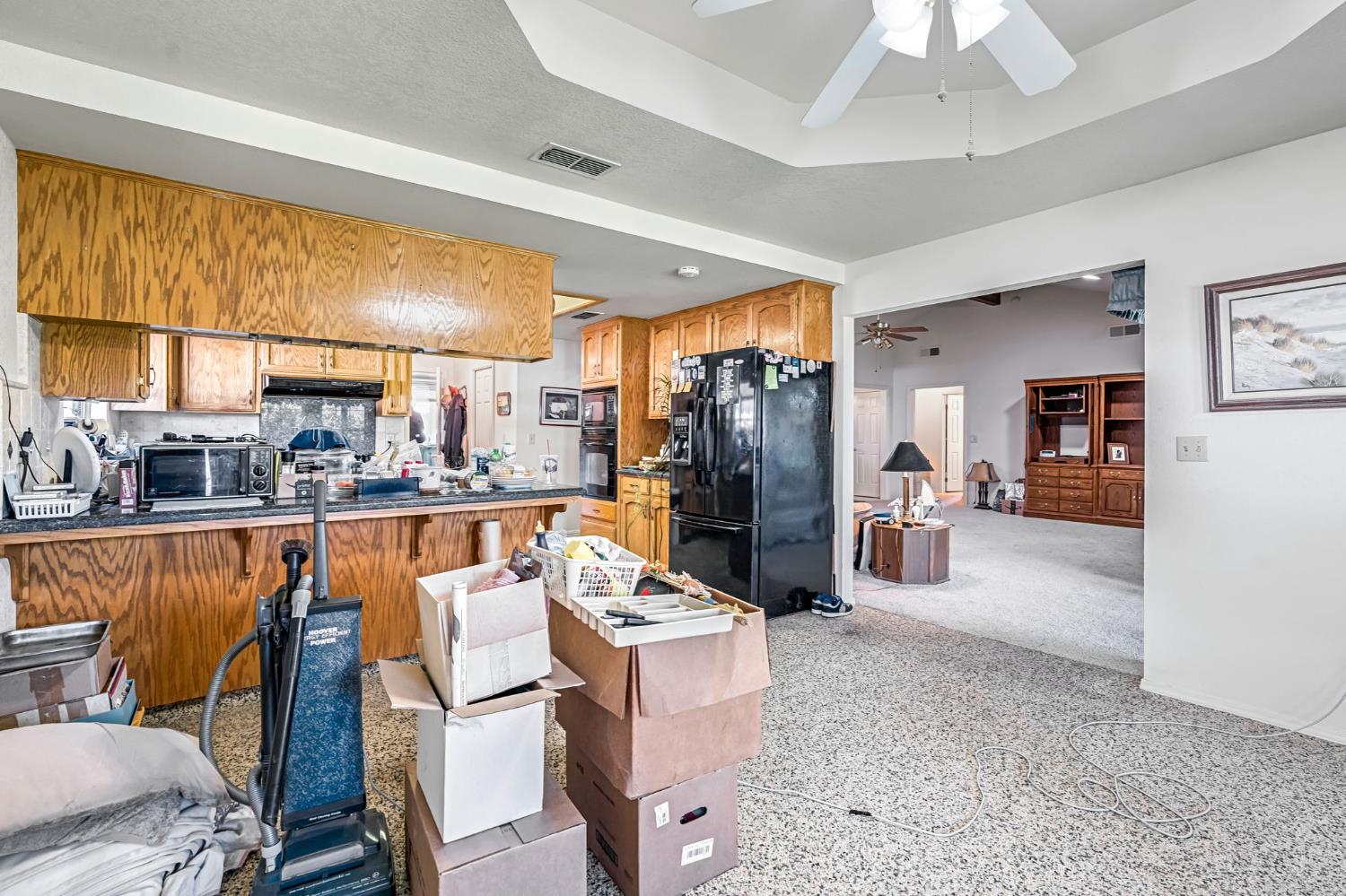 908 Suburban Avenue, Madera, CA, 93637