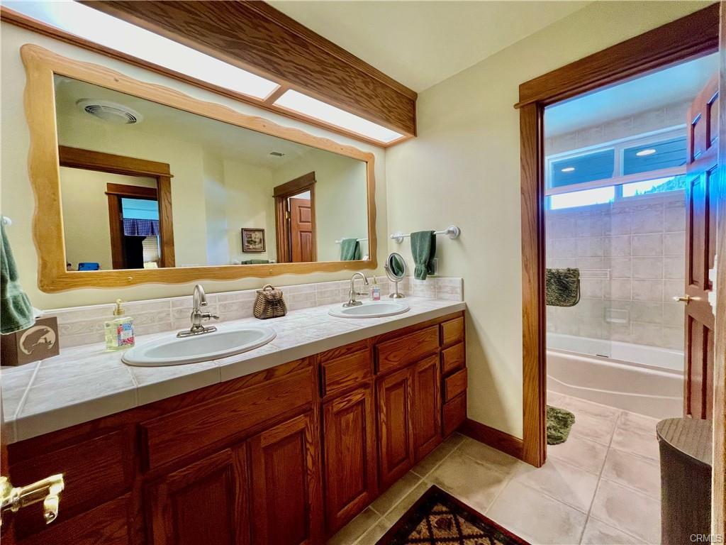 39269 Paha, Bass Lake, CA, 93604
