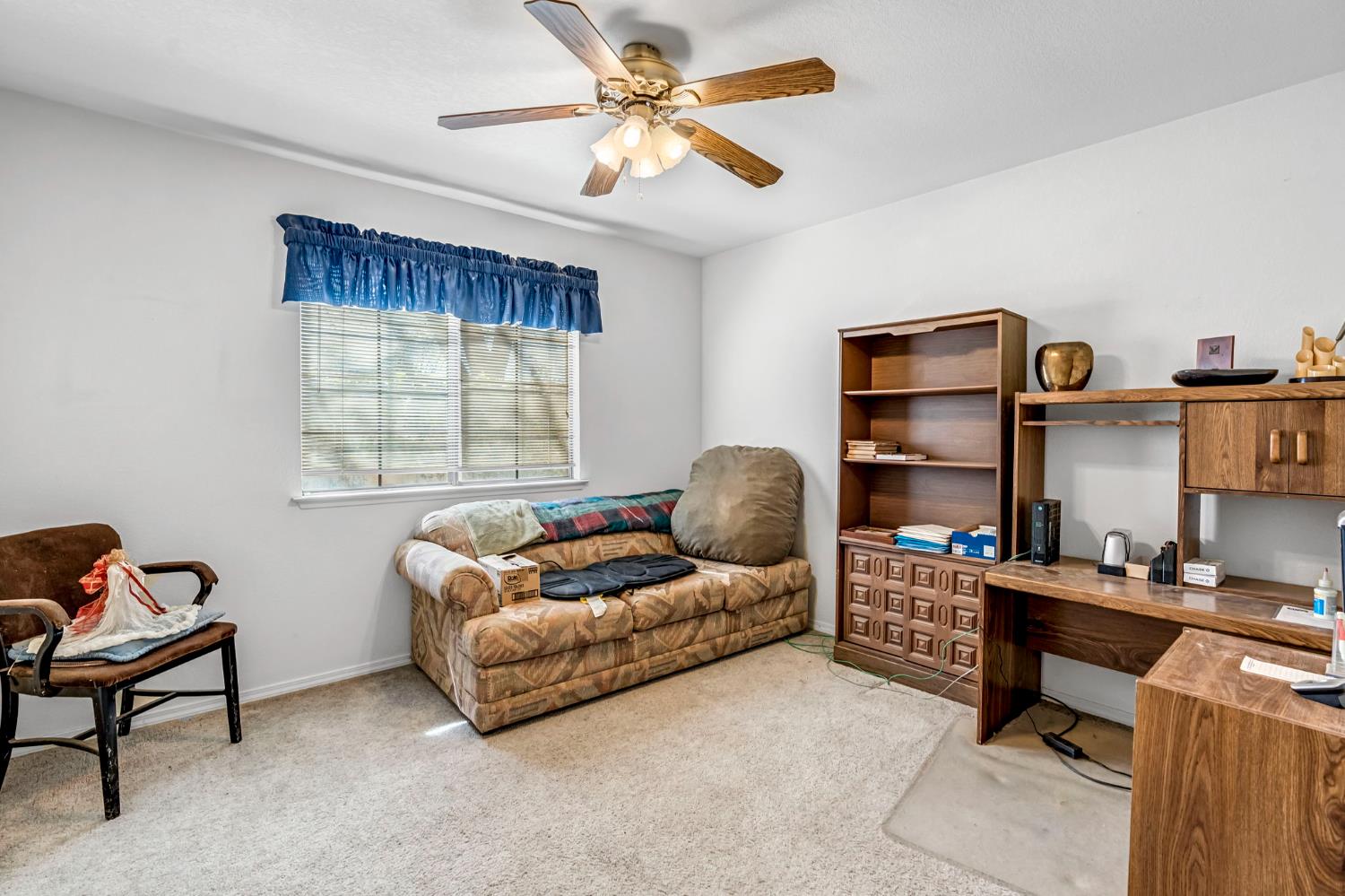 908 Suburban Avenue, Madera, CA, 93637