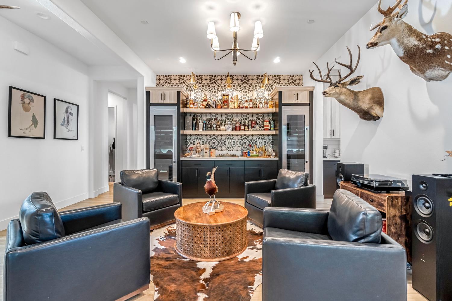 713 Harvest Drive, Madera, CA, 93636