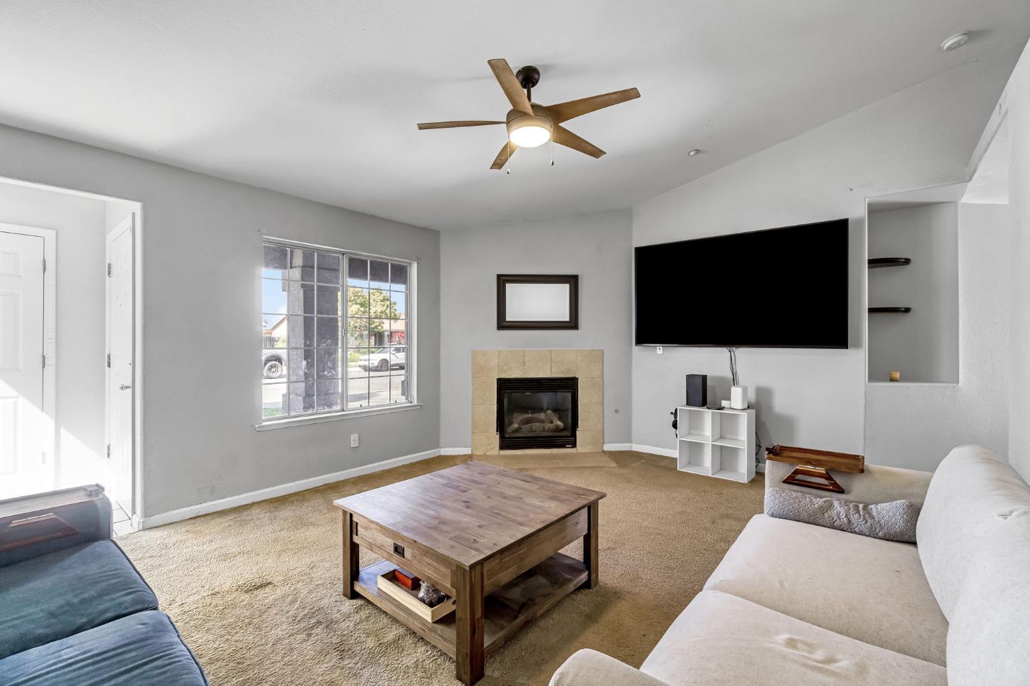 5346 N Rosalia, Fresno, CA, 93723