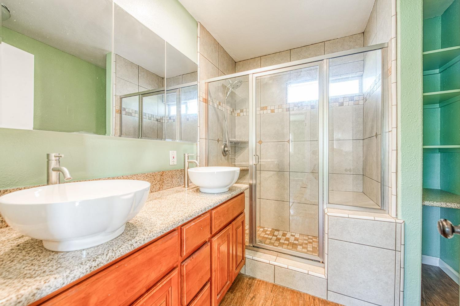2324 E Cortland Avenue, Fresno, CA, 93726