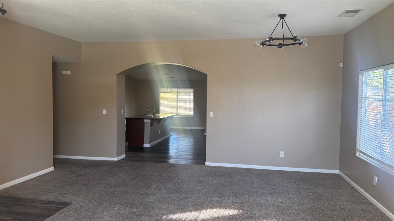 1936 W Heather Lane, Hanford, CA, 93230