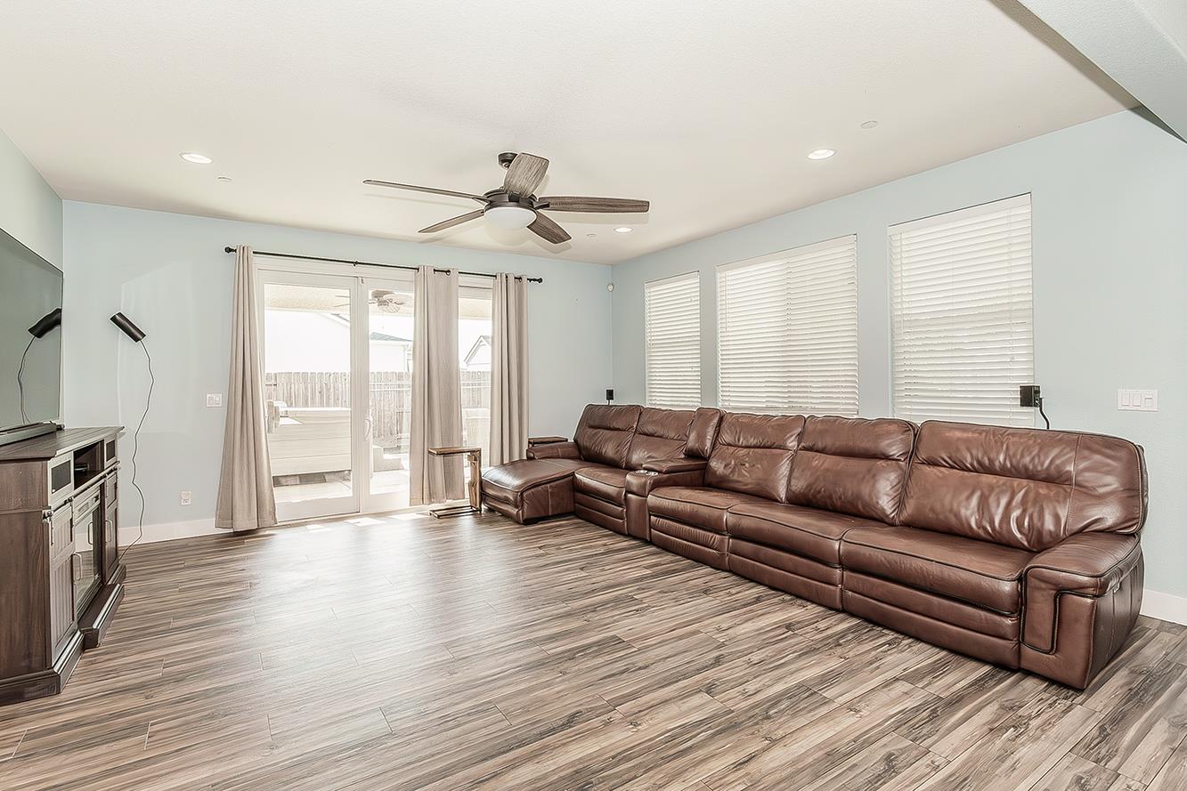 3613 N Dee Ann Avenue, Fresno, CA, 93727