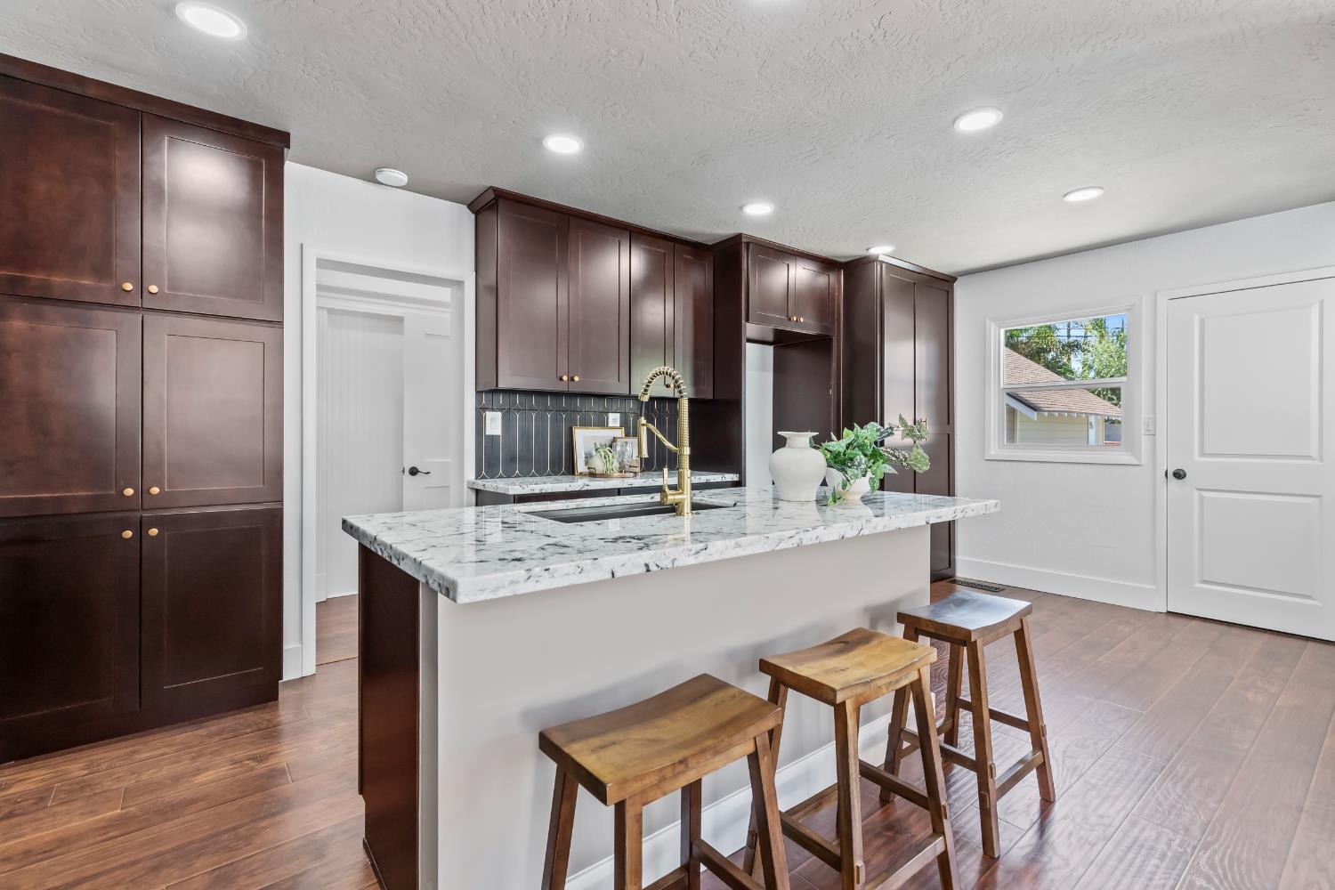 1487 N Echo Avenue, Fresno, CA, 93728