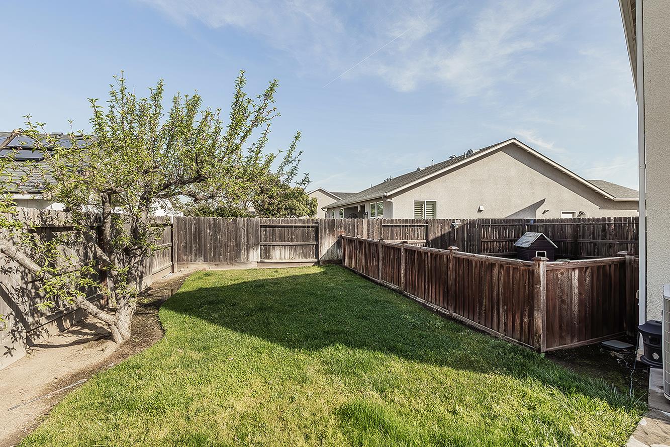3613 N Dee Ann Avenue, Fresno, CA, 93727