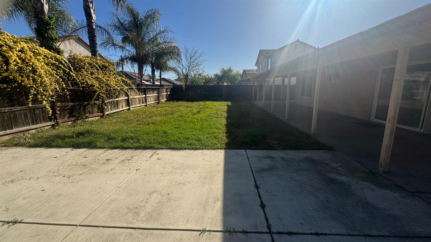 1936 W Heather Lane, Hanford, CA, 93230