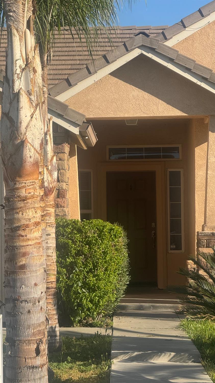 1936 W Heather Lane, Hanford, CA, 93230