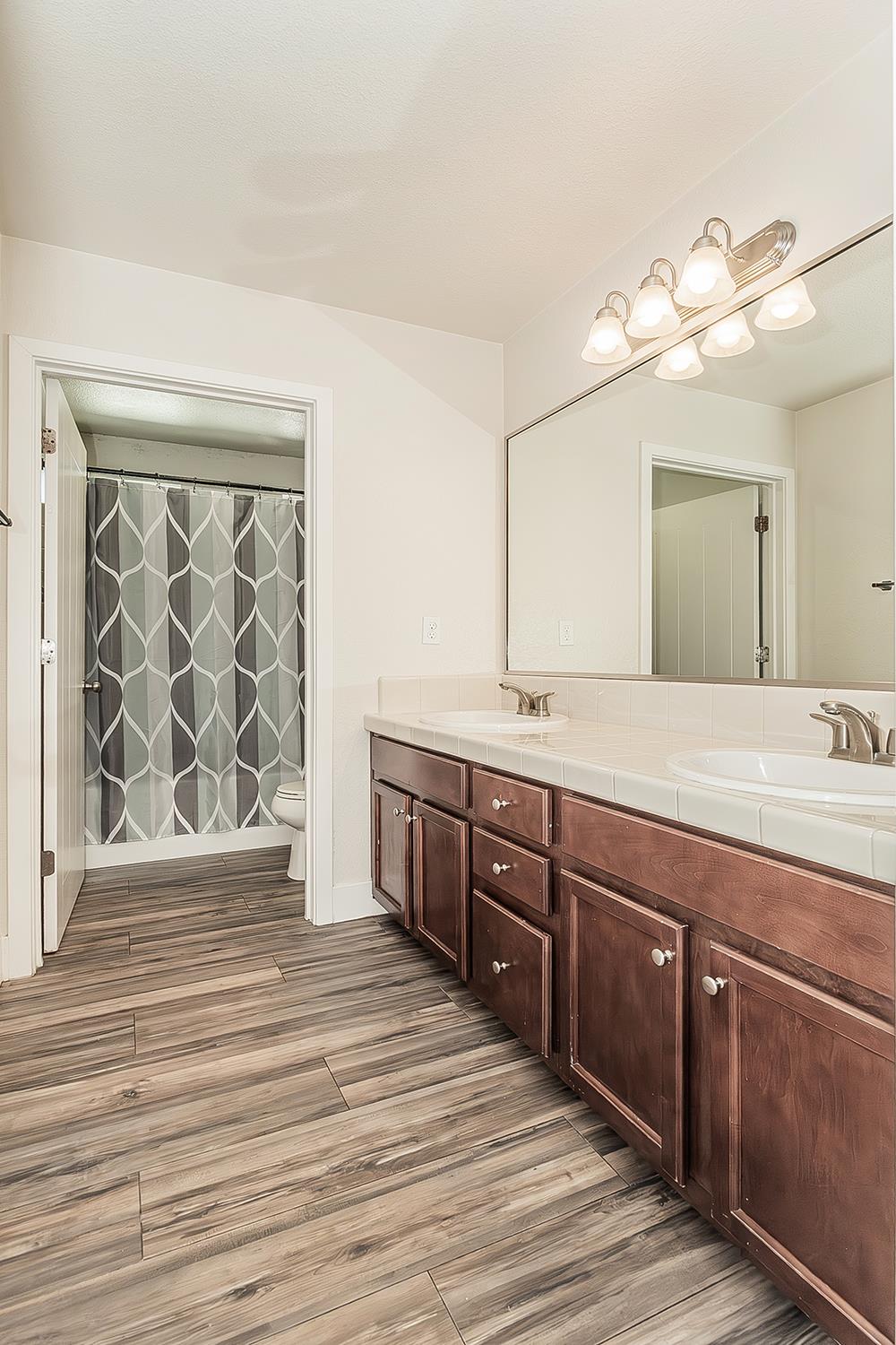 3613 N Dee Ann Avenue, Fresno, CA, 93727