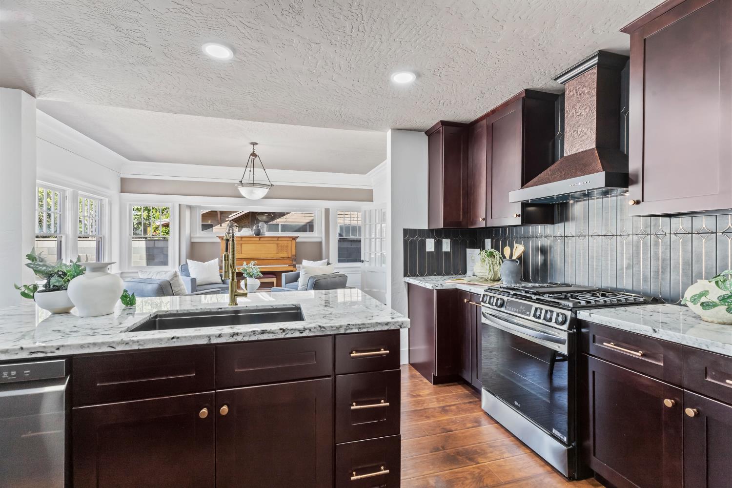 1487 N Echo Avenue, Fresno, CA, 93728