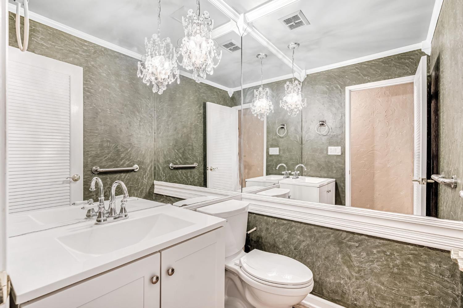 1411 W Sample Avenue, Fresno, CA, 93711