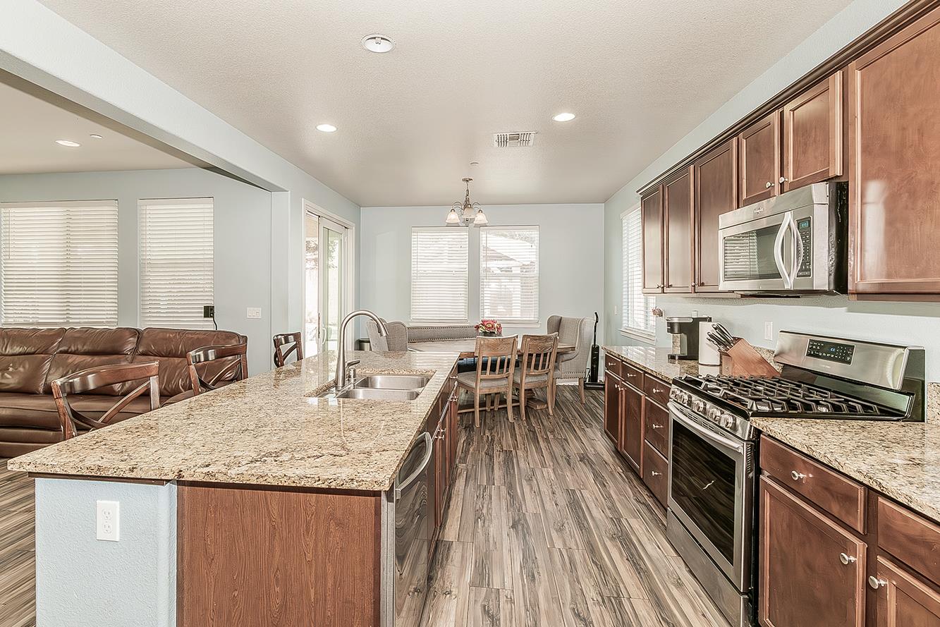 3613 N Dee Ann Avenue, Fresno, CA, 93727