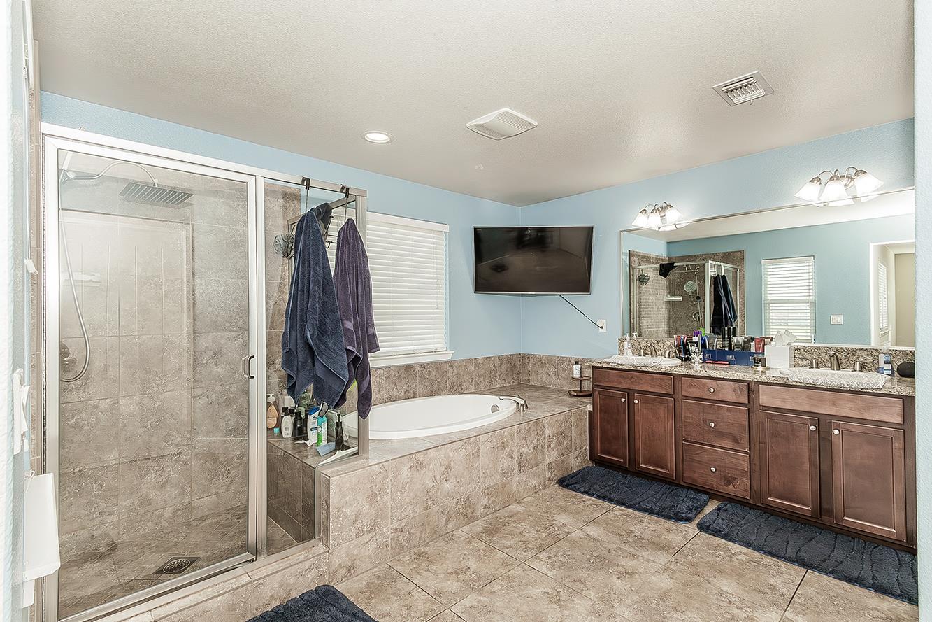 3613 N Dee Ann Avenue, Fresno, CA, 93727