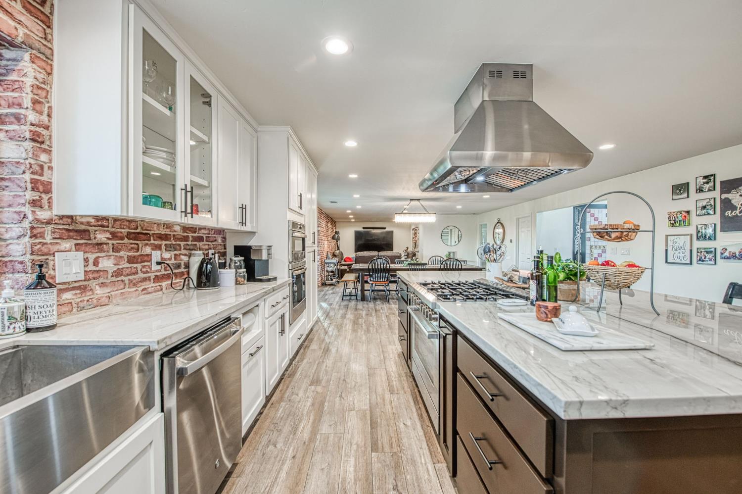 11735 E Santa Ana Avenue, Clovis, CA, 93619