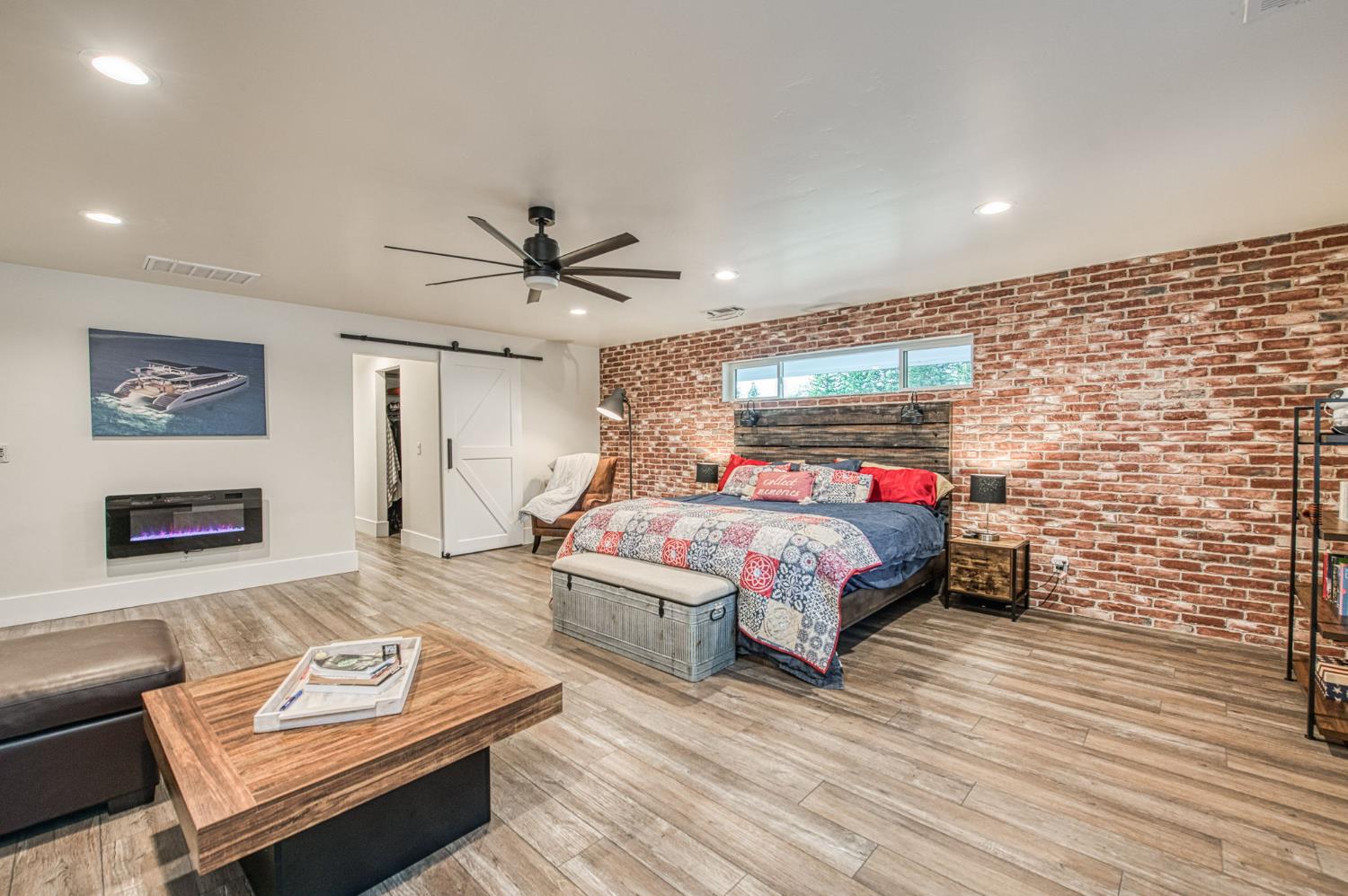 11735 E Santa Ana Avenue, Clovis, CA, 93619