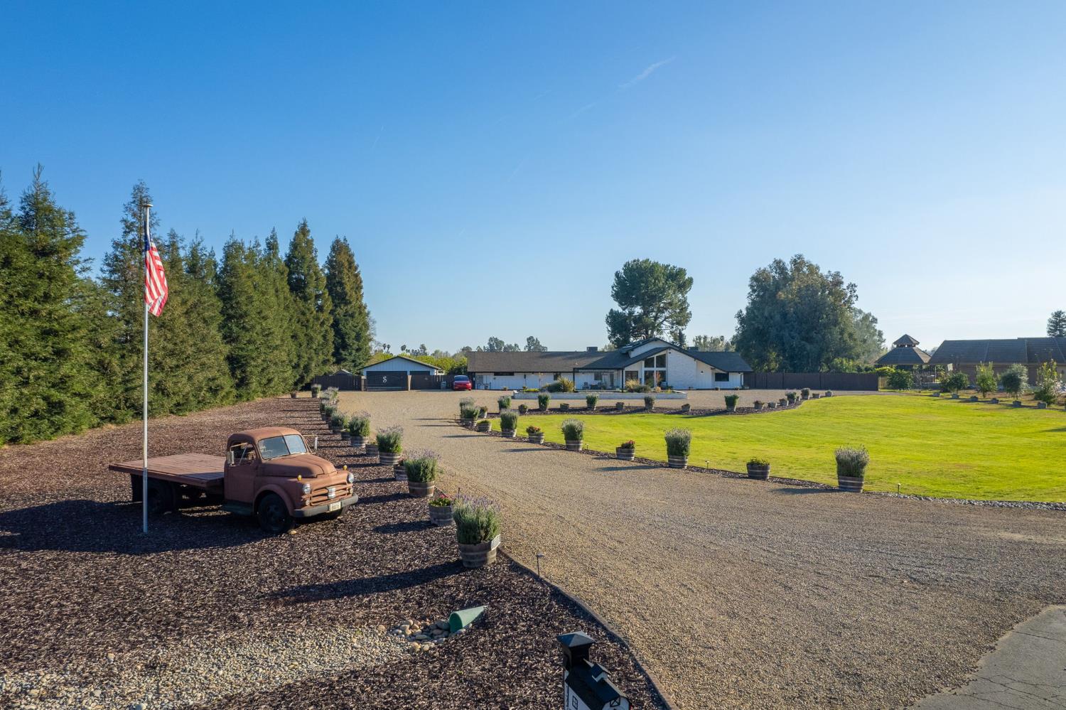 11735 E Santa Ana Avenue, Clovis, CA, 93619