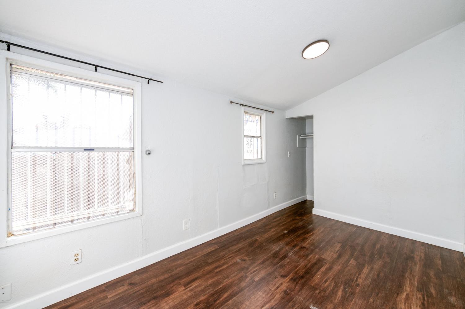 4728 E Harvey Avenue, Fresno, CA, 93702
