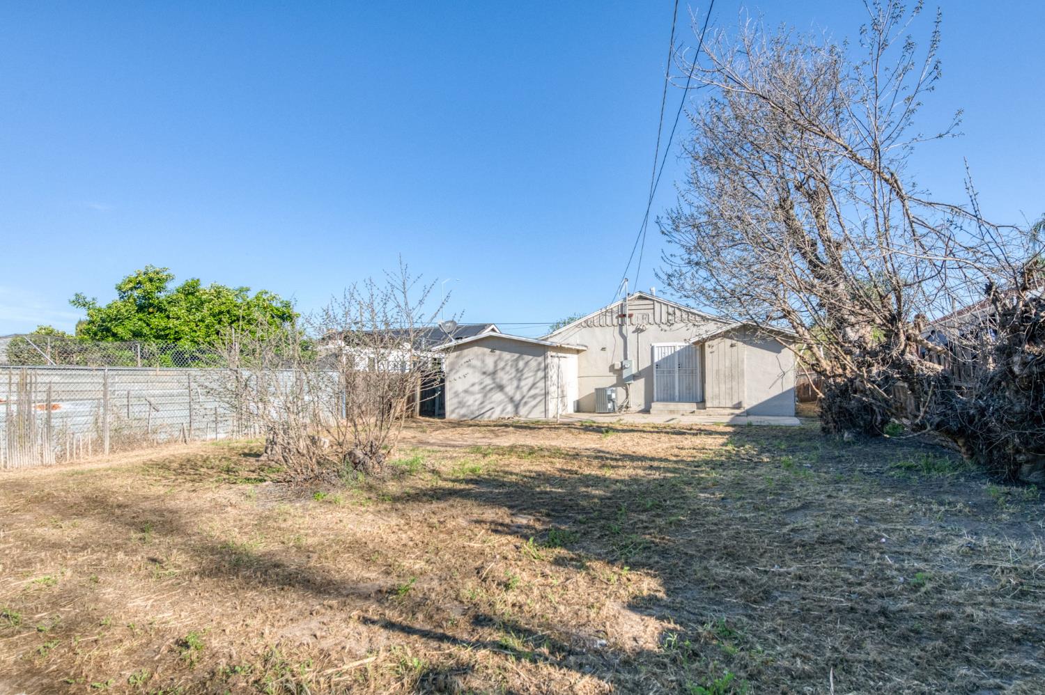 4728 E Harvey Avenue, Fresno, CA, 93702