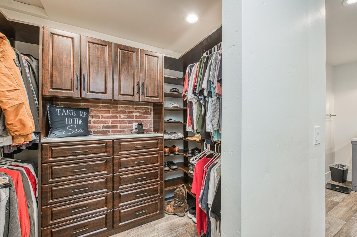 11735 E Santa Ana Avenue, Clovis, CA, 93619