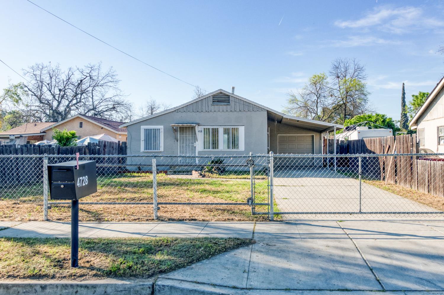 4728 E Harvey Avenue, Fresno, CA, 93702