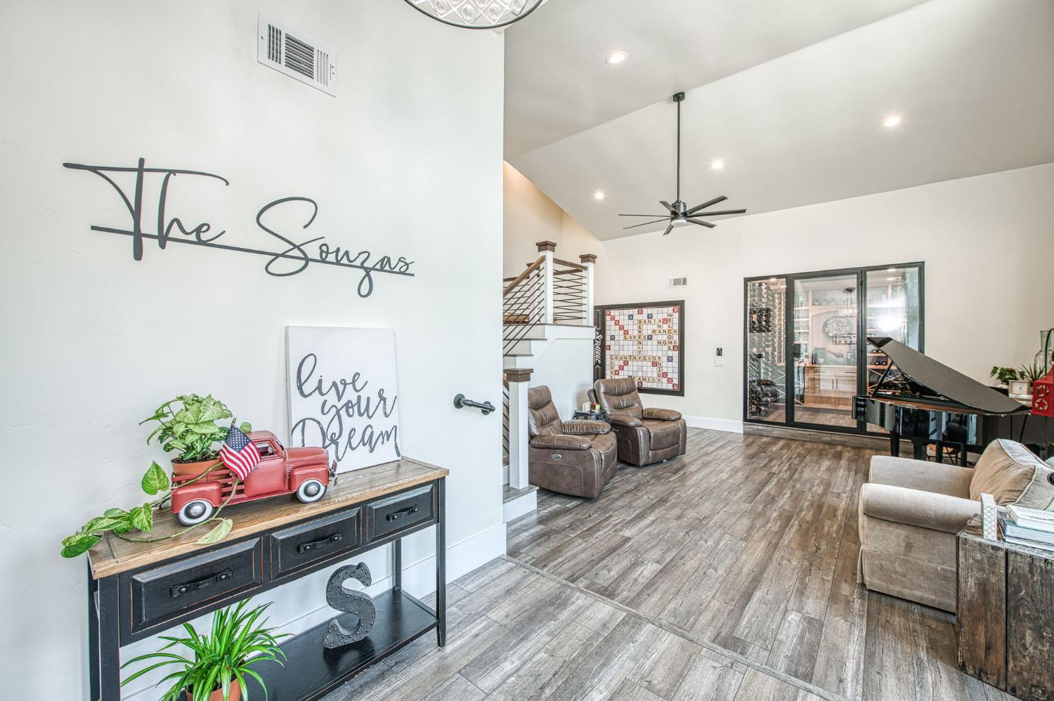 11735 E Santa Ana Avenue, Clovis, CA, 93619