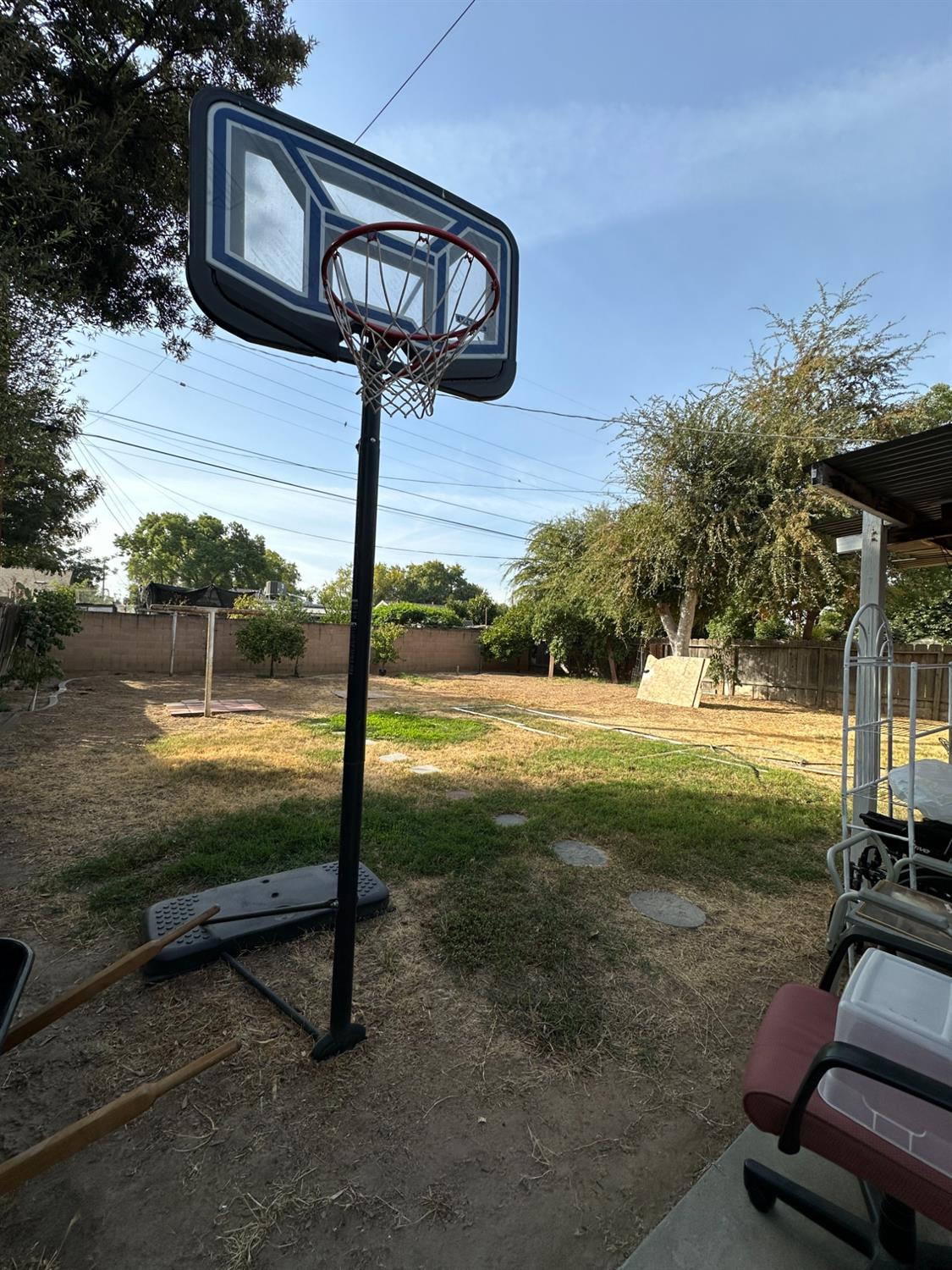 915 W Fountain Way, Fresno, CA, 93705