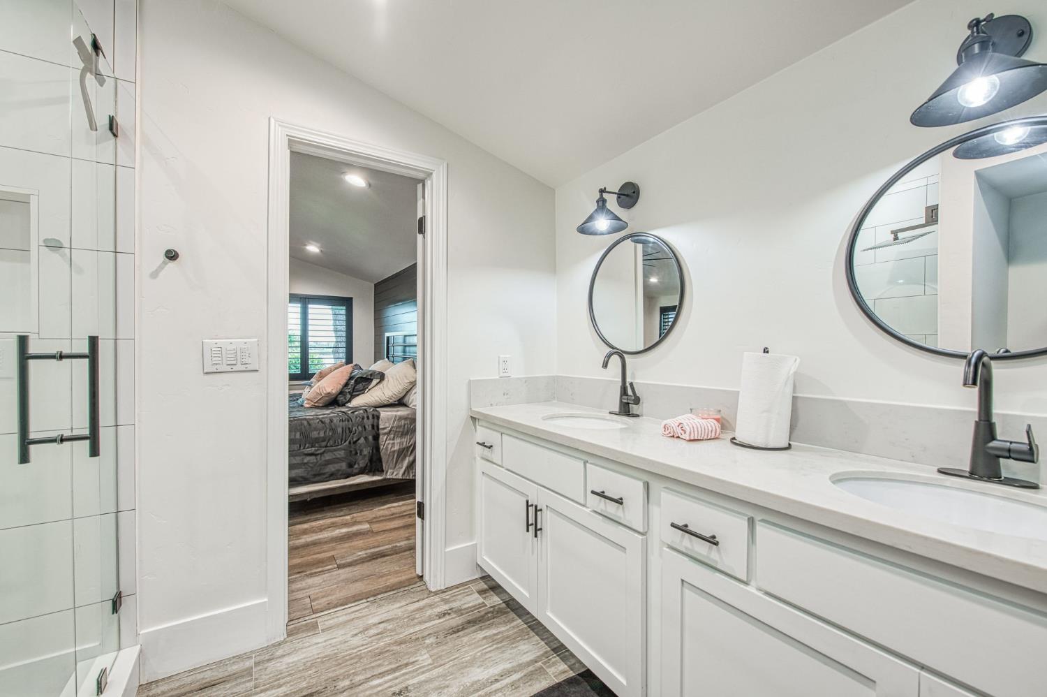 11735 E Santa Ana Avenue, Clovis, CA, 93619