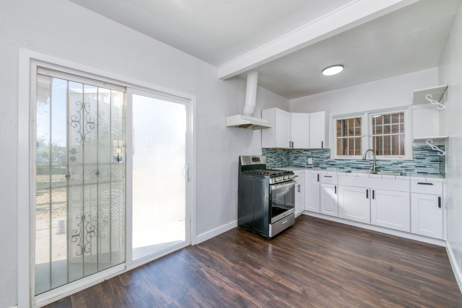4728 E Harvey Avenue, Fresno, CA, 93702