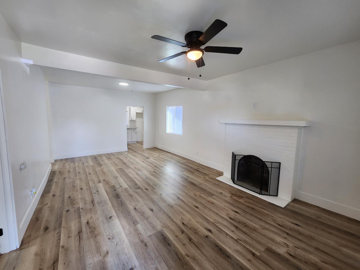 3243 E Mckenzie Avenue, Fresno, CA, 93702