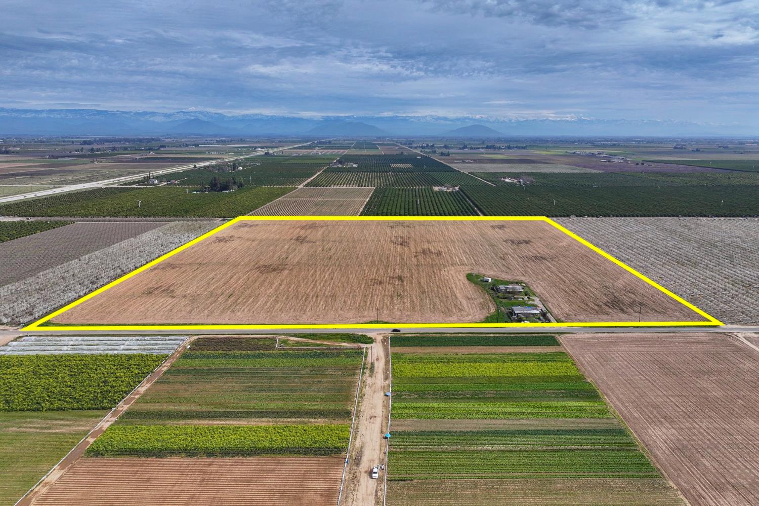 Farm in Sanger - photo 3